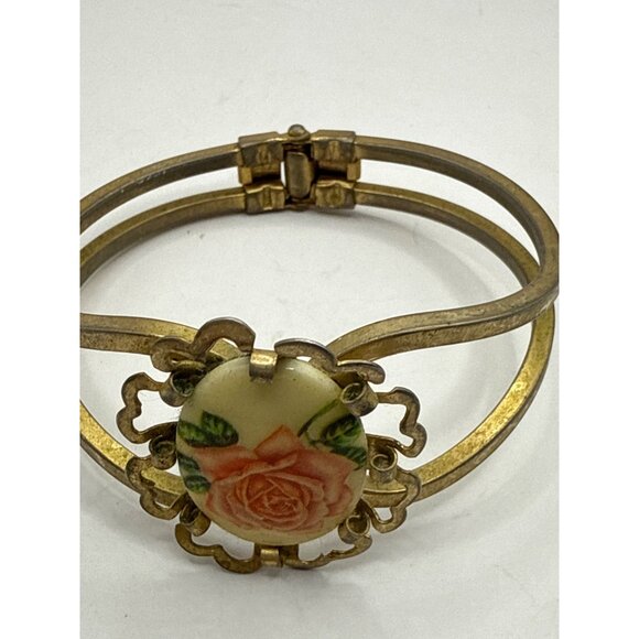 Vintage Gold-Tone Hinged Bracelet With Floral Cameo Centerpiece - Picture 7 of 7
